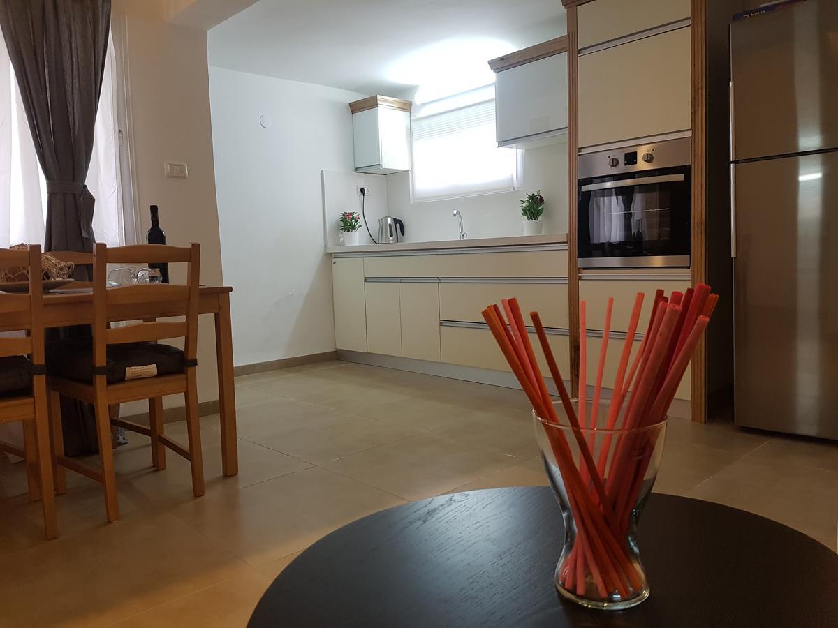אבני החושן- Avnei Hoshen Aparthotel Nahariya Exterior photo