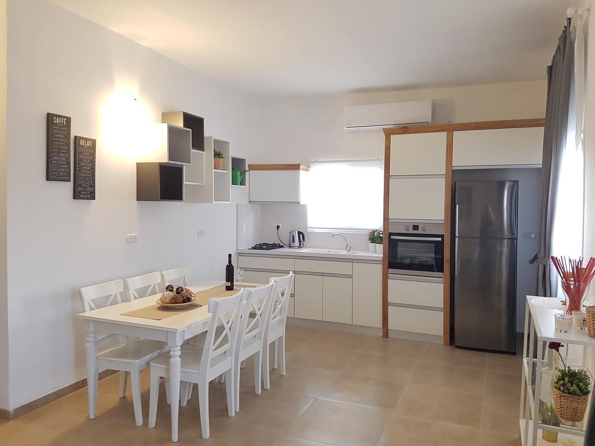 אבני החושן- Avnei Hoshen Aparthotel Nahariya Exterior photo